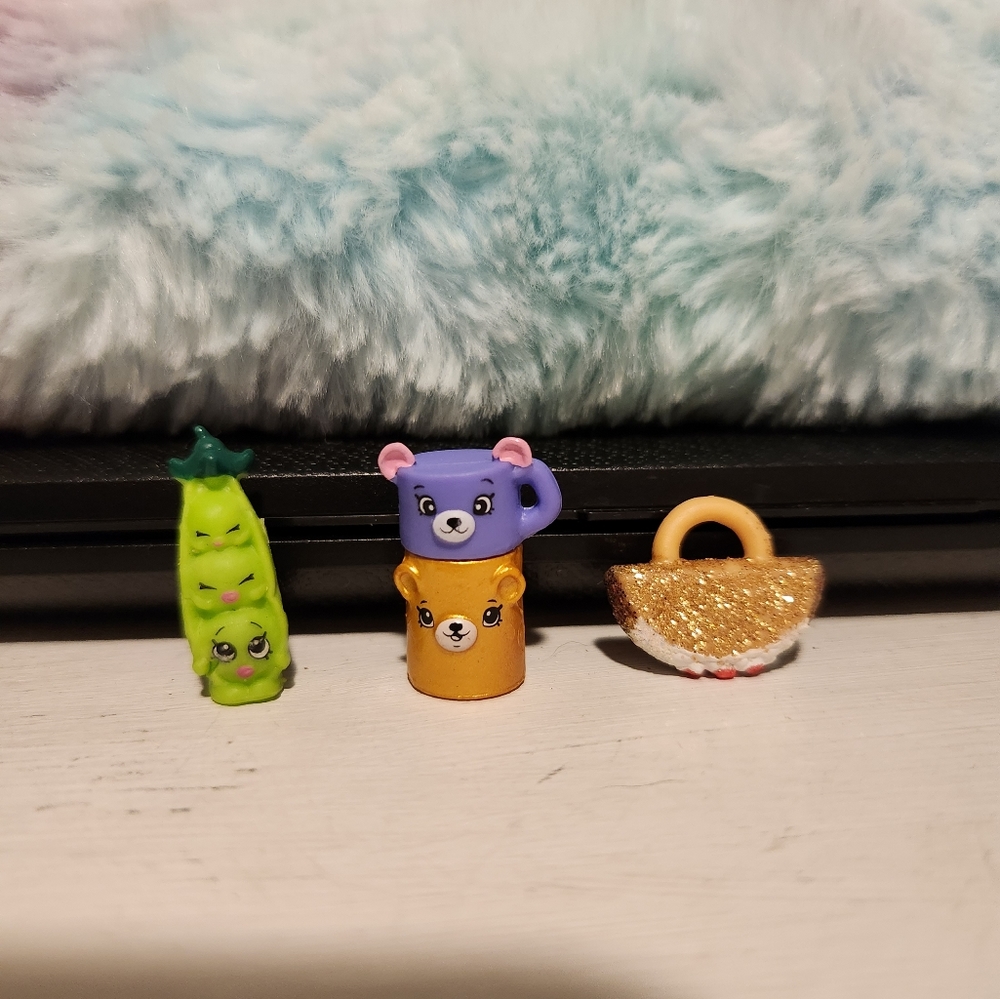 Mini Shopkins 3 piece lot.